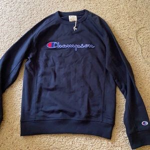 Champion embroidered crew neck